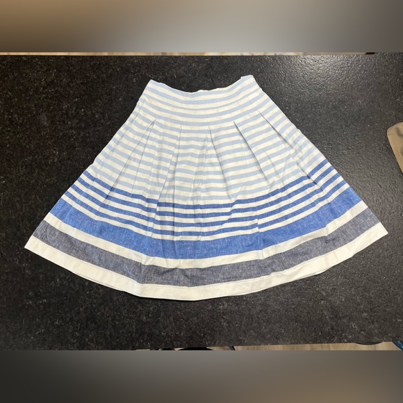 Christopher and Banks Skirt - Picture 3 of 4